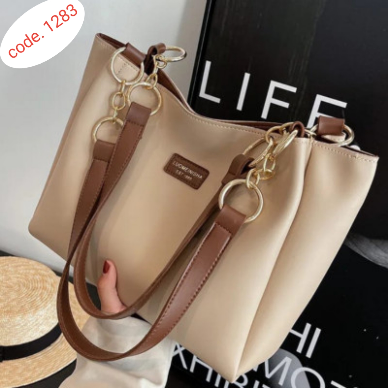 Signature Classic shoulder women's tote bag code. 1283